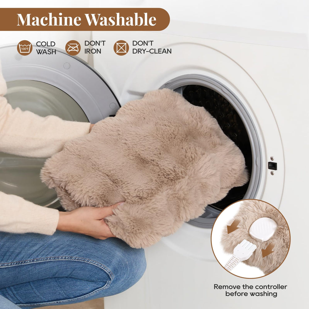 FAYKONCEN machine-washable outer fur for easy cleaning and care.