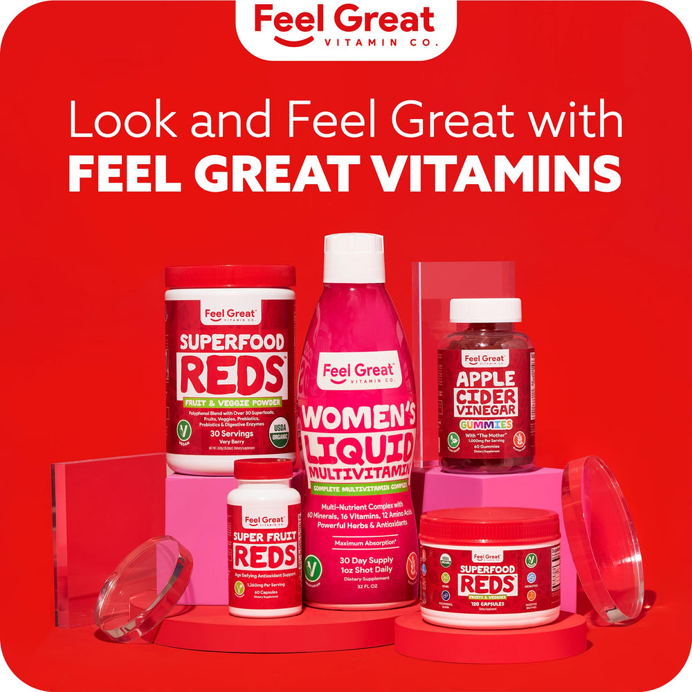 The Feel Great Reds Powder in fruit juice image invites a refreshing daily ritual.