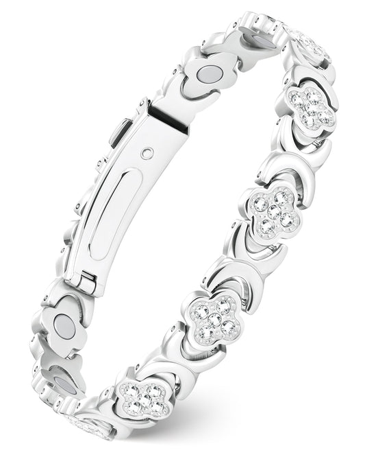 Feraco Pure Copper Bracelet with infinity-clover detail for daily elegance.