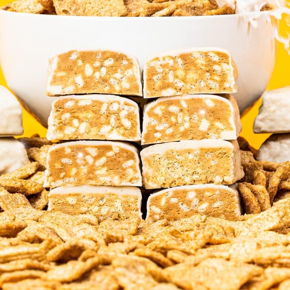 FINAL BOSS Anabar Campfire S'mores bar evokes nostalgic campfire flavor.