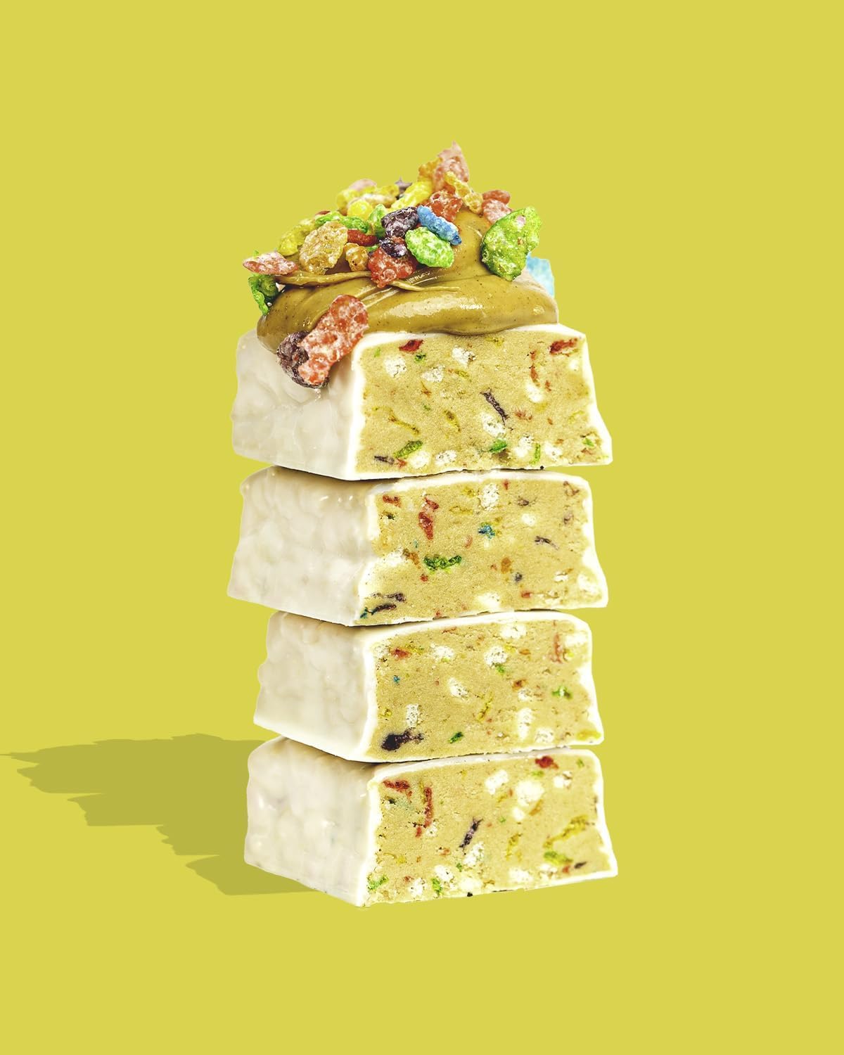 FINAL BOSS Anabar in a lunchbox, a protein-rich snack on the go.