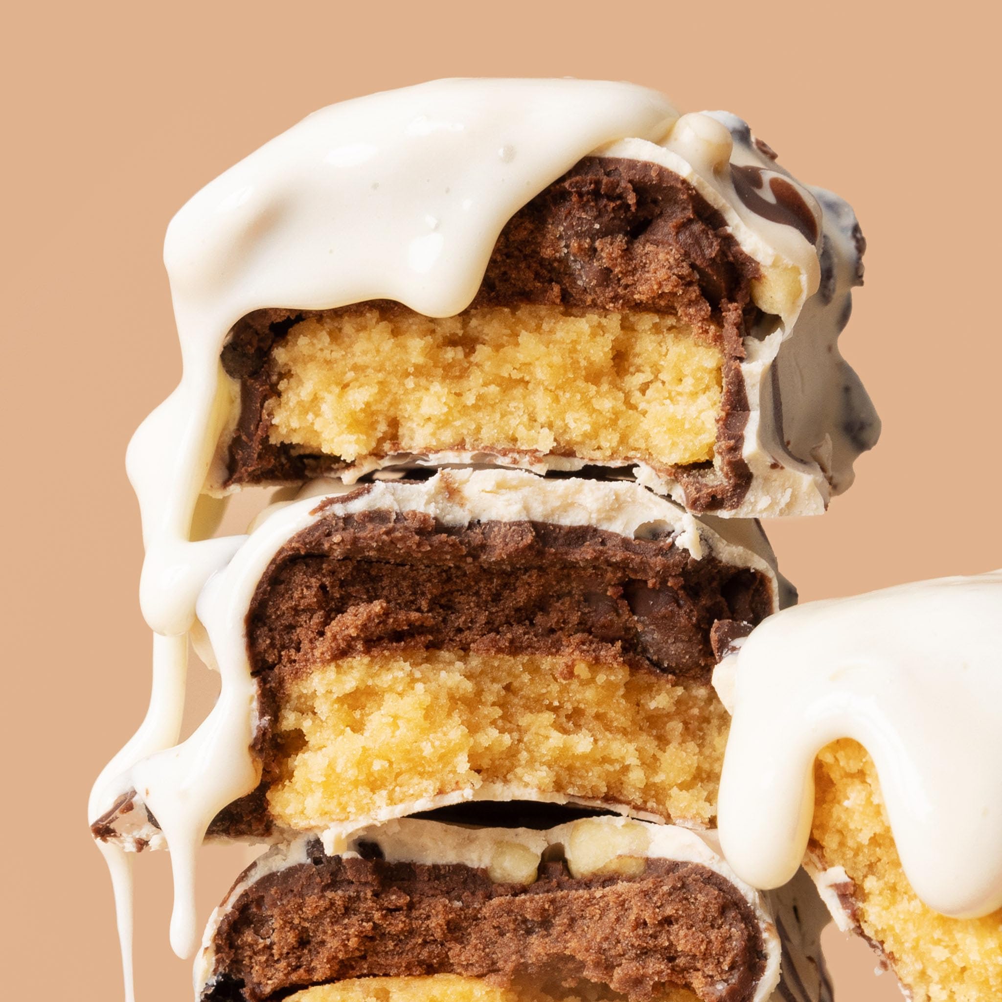 Fit Crunch nutrition panel shows 16g protein per bar.