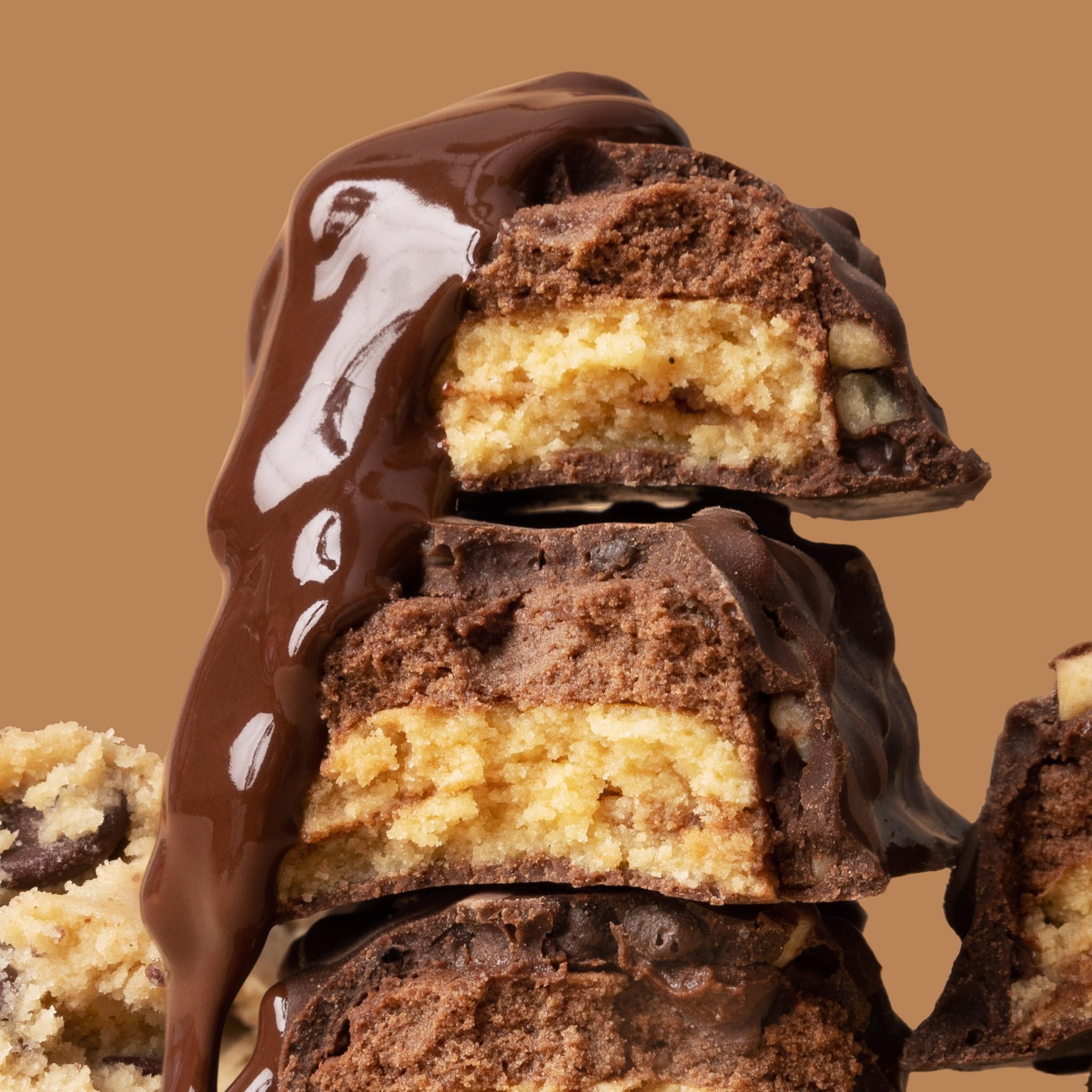 Nutrition panel on FITCRUNCH bar highlights 16g protein per serving