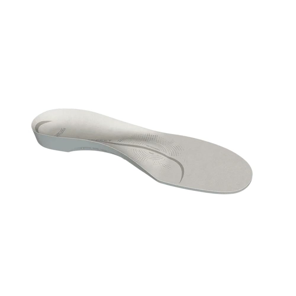 FootWave soft-lined insoles in shoes offer comfy everyday wear.