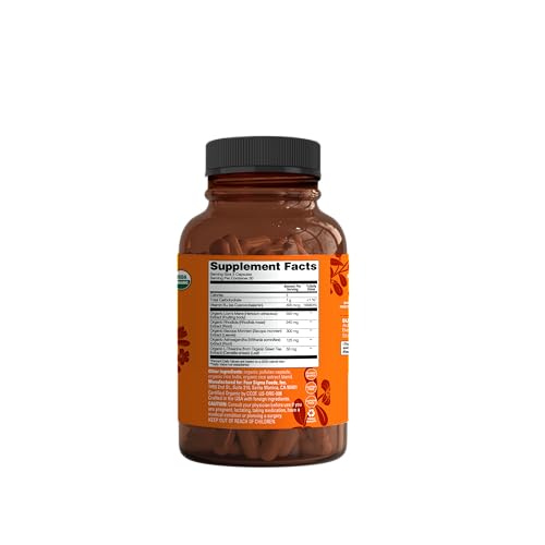 Four Sigmatic Focus Capsules closeup emphasizes herb-rich formula for calm concentration without caffeine.