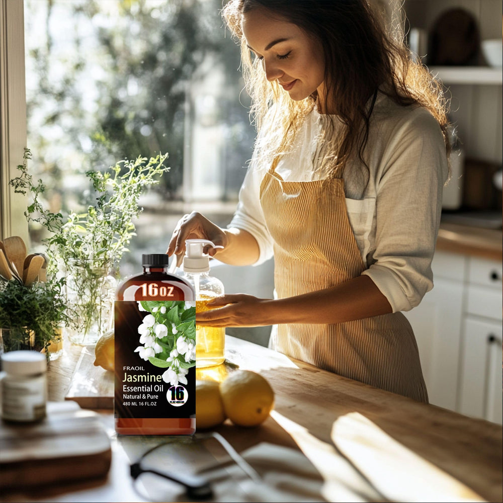 FRAOIL Jasmine oil for perfume blending with subtle notes