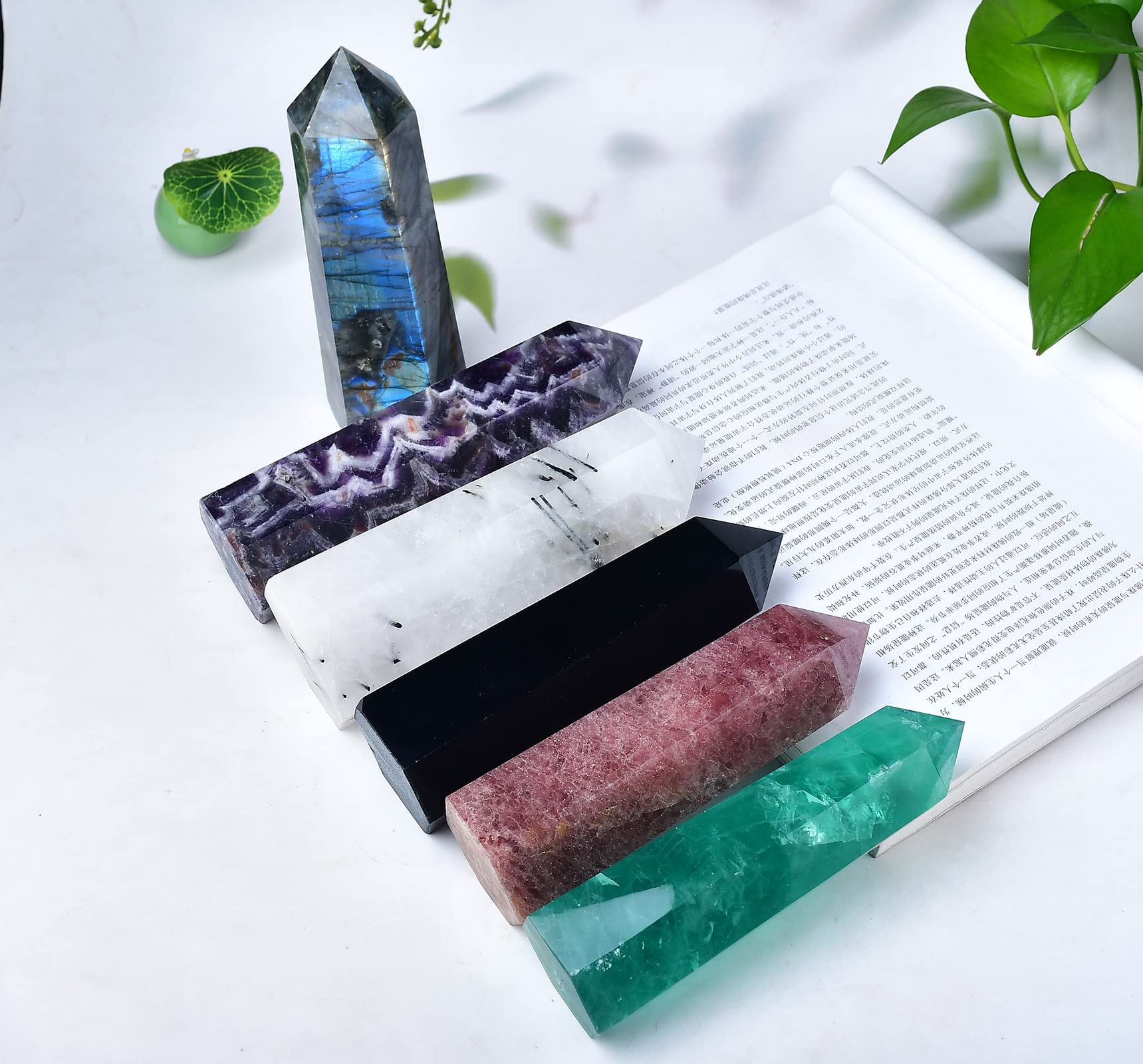 FZBHRO Gift-ready crystal obelisk ideal for beginners and collectors.
