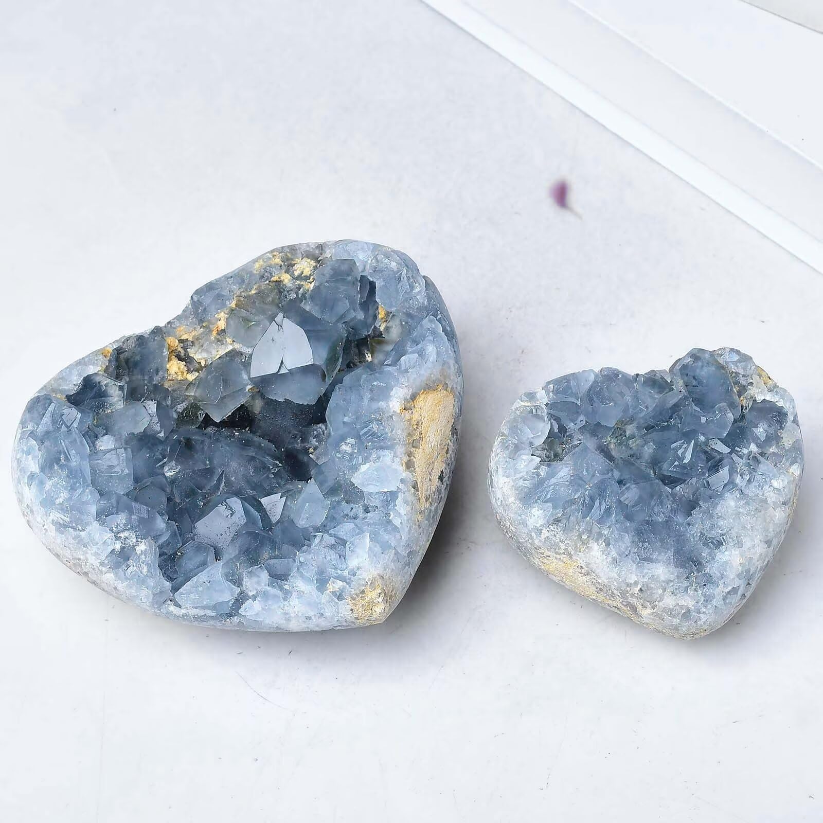 FZBHRO crystal heart geode displayed on a shelf for ambiance.