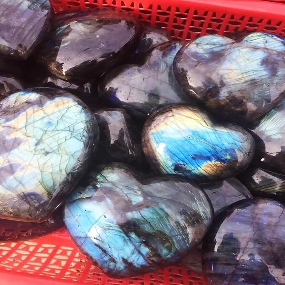 FZBHRO Labradorite with blue flashes enhances visual appeal during meditation.