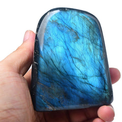 FZBHRO Labradorite with blue iridescent flashes enhances focus during yoga.