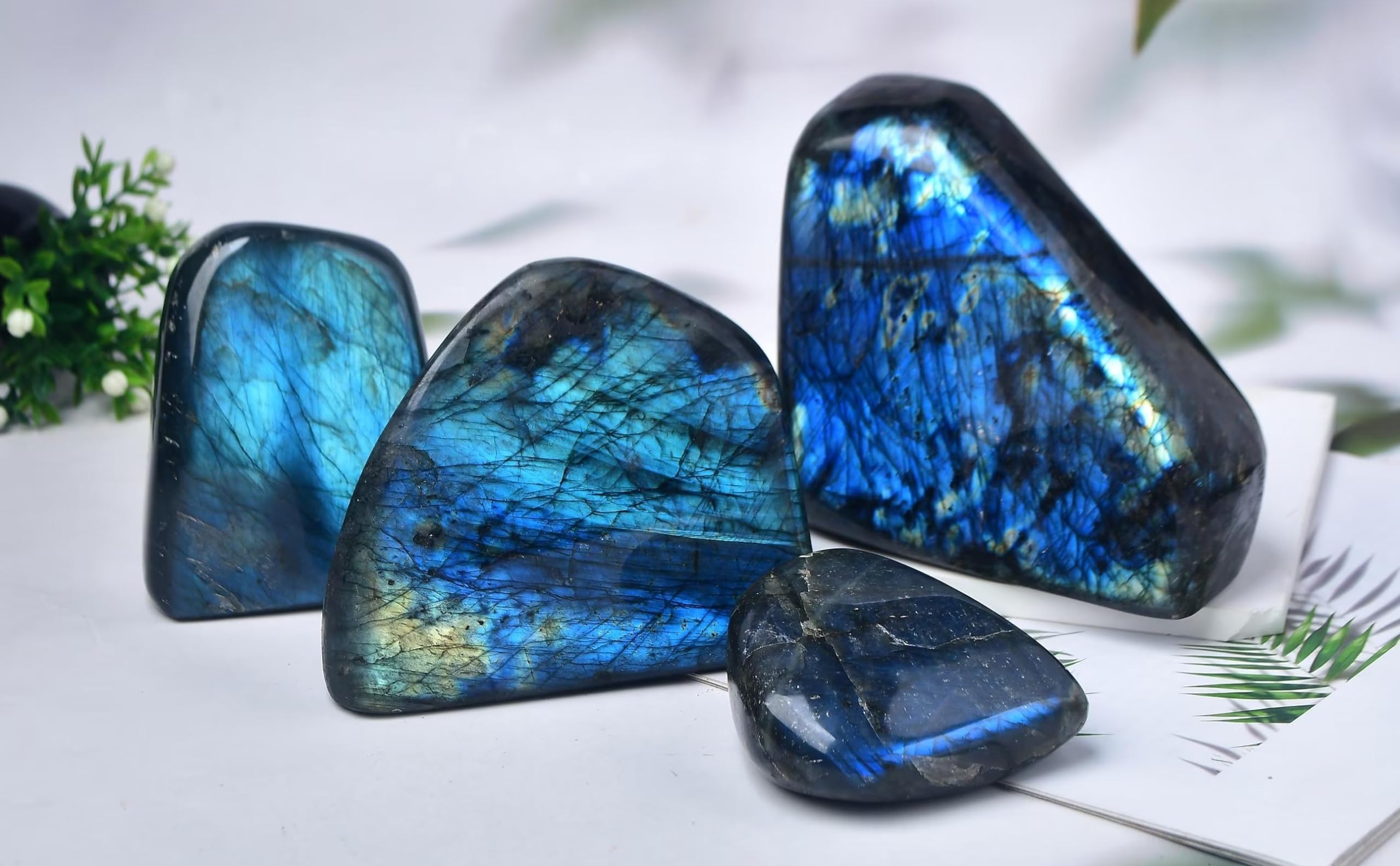 FZBHRO natural flaws confirm authenticity of Labradorite slab