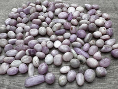 GAF TREASURES Kunzite palette reveals natural color variation ideal for grid work