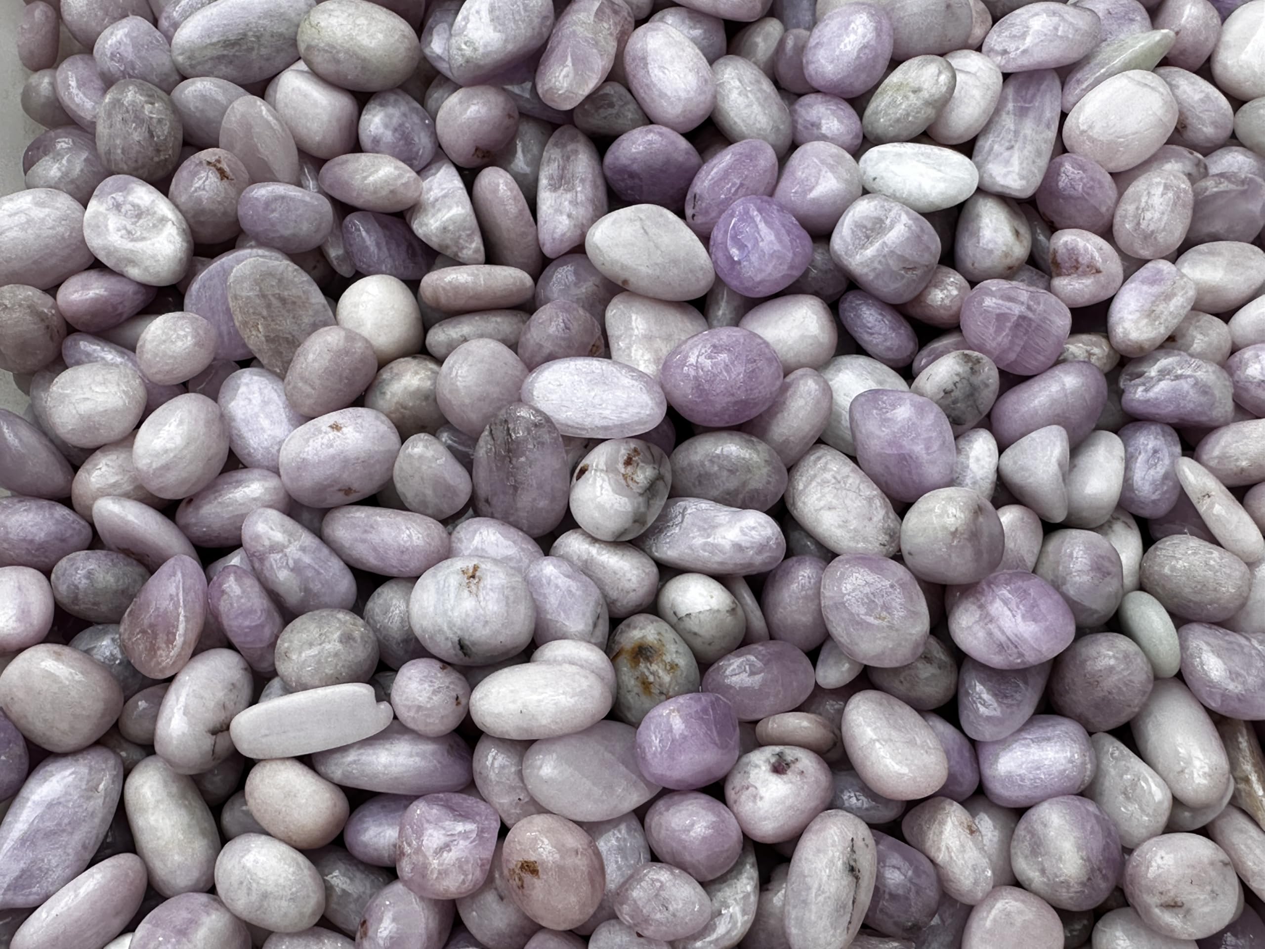 GAF TREASURES Kunzite polished look offers smooth texture for tactile meditation
