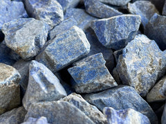 GAF Treasures natural rough lapis lazuli with gold flecks enhances visual interest.