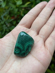 GAF TREASURES grid stones in malachite for Reiki and mindful practice