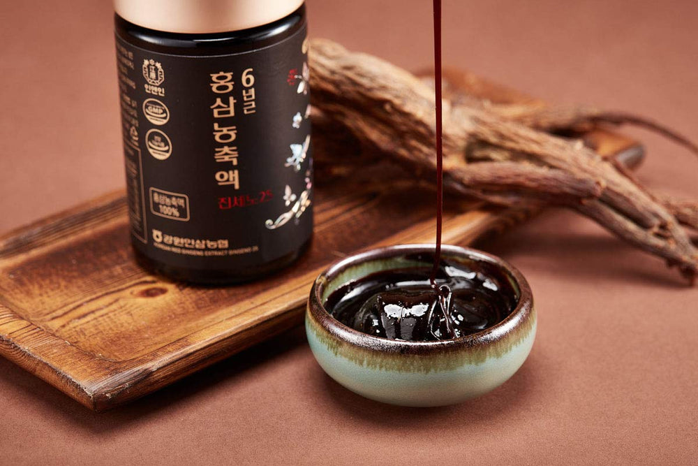 Gangwoninsam warm-water serving in a mug concept.