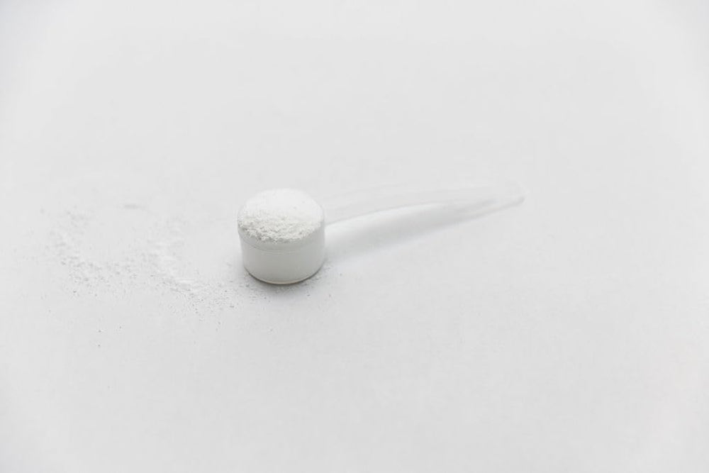 Genetic Edge Compounds Creatine HCl + HMB ingredient panel shows a clean formula