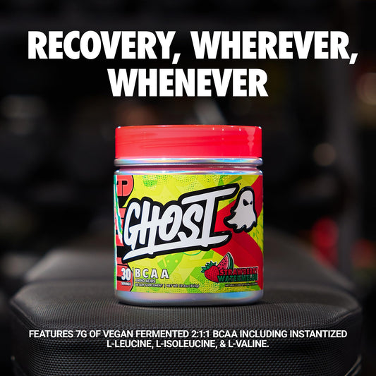 Scoop pouring 7G BCAAs per serving for workouts.