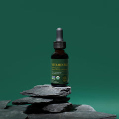 Global Healing Center B12 dropper enables precise daily dosing.
