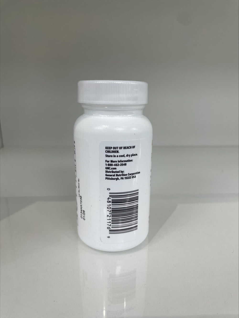 Serving information for GNC Pycnogenol 100mg shows 30-day supply.