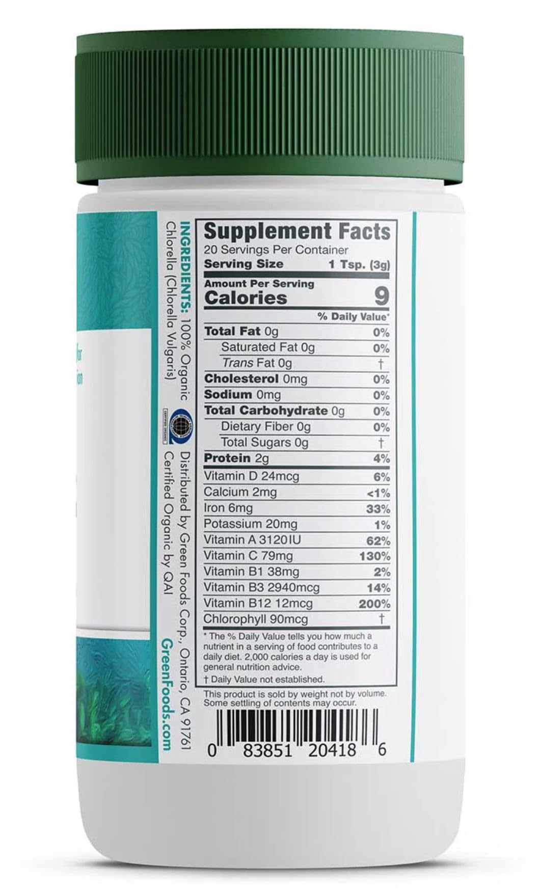Green Foods chlorella powder scoop demonstrates easy dosing for smoothies and bowls.
