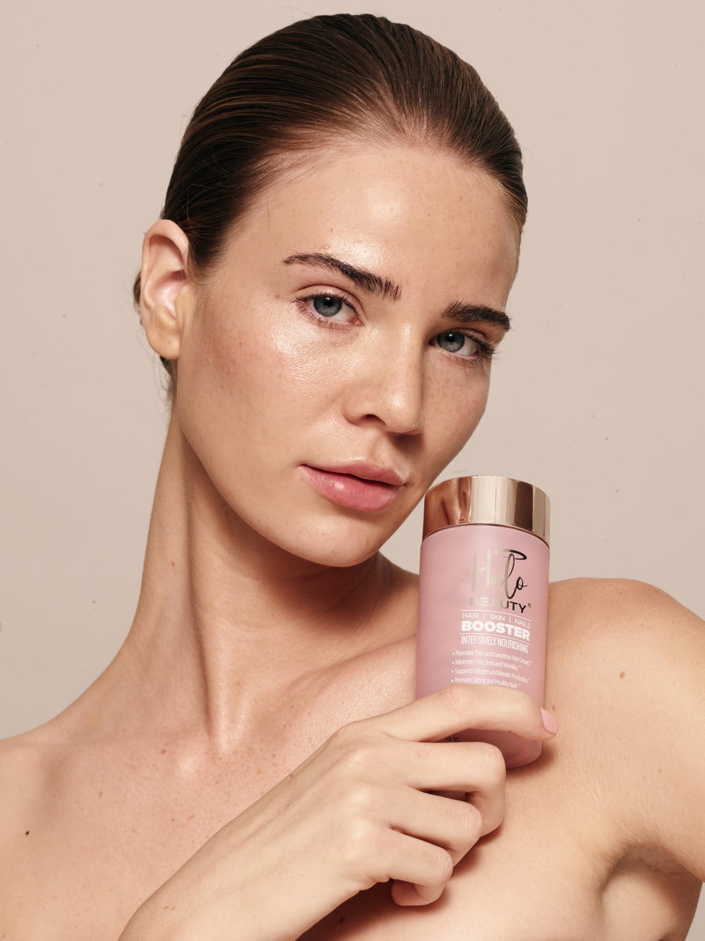 Halo Beauty refill pack in-use, capsules ready to slot into your morning routine