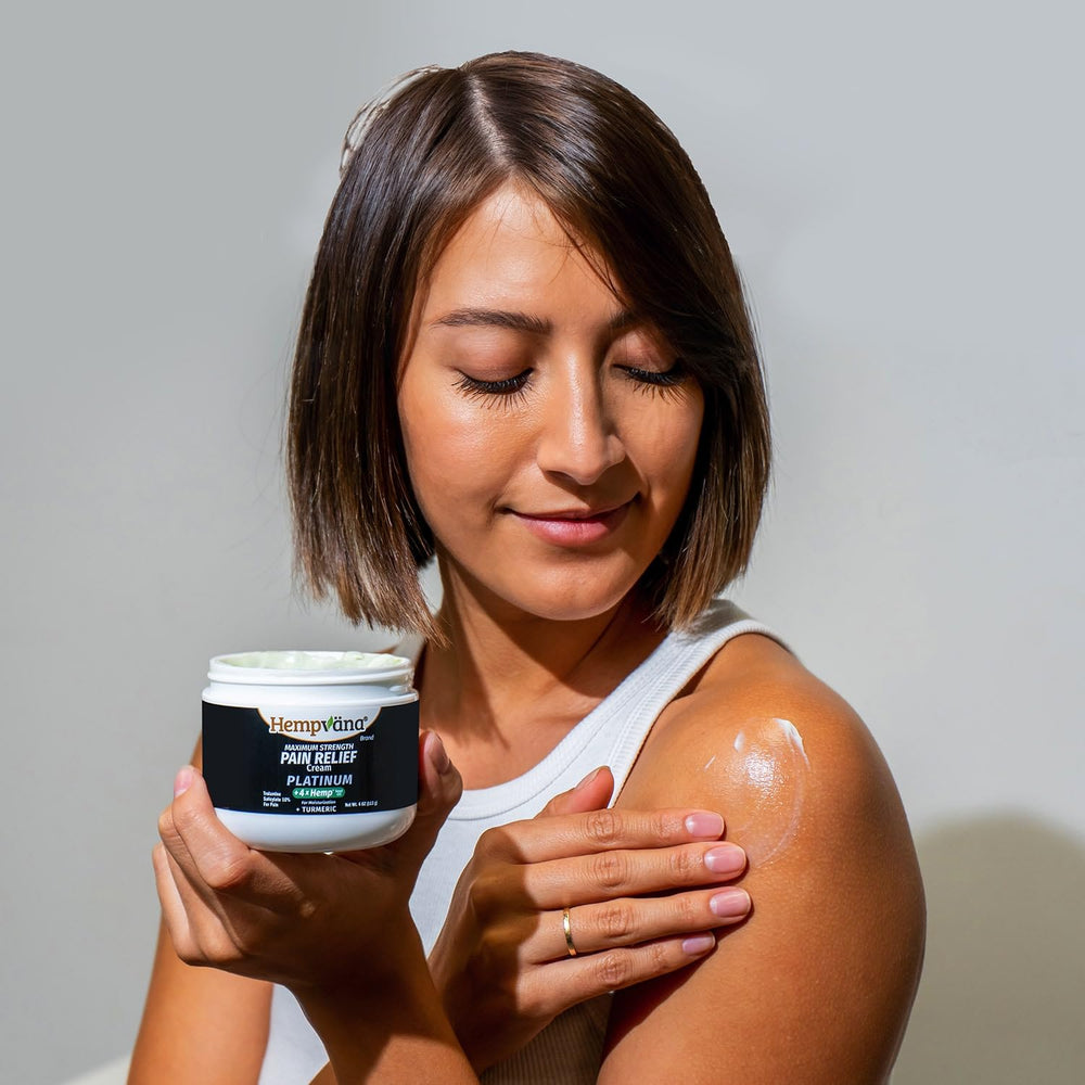 Hempvana Platinum cream texture close-up for smooth, non-greasy feel