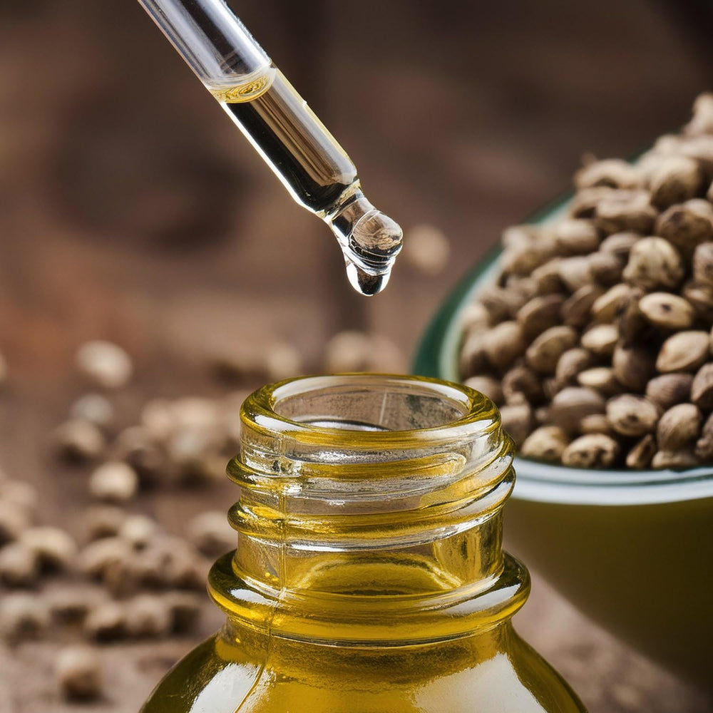Hempvana Platinum label close-up showing hemp seed oil and turmeric