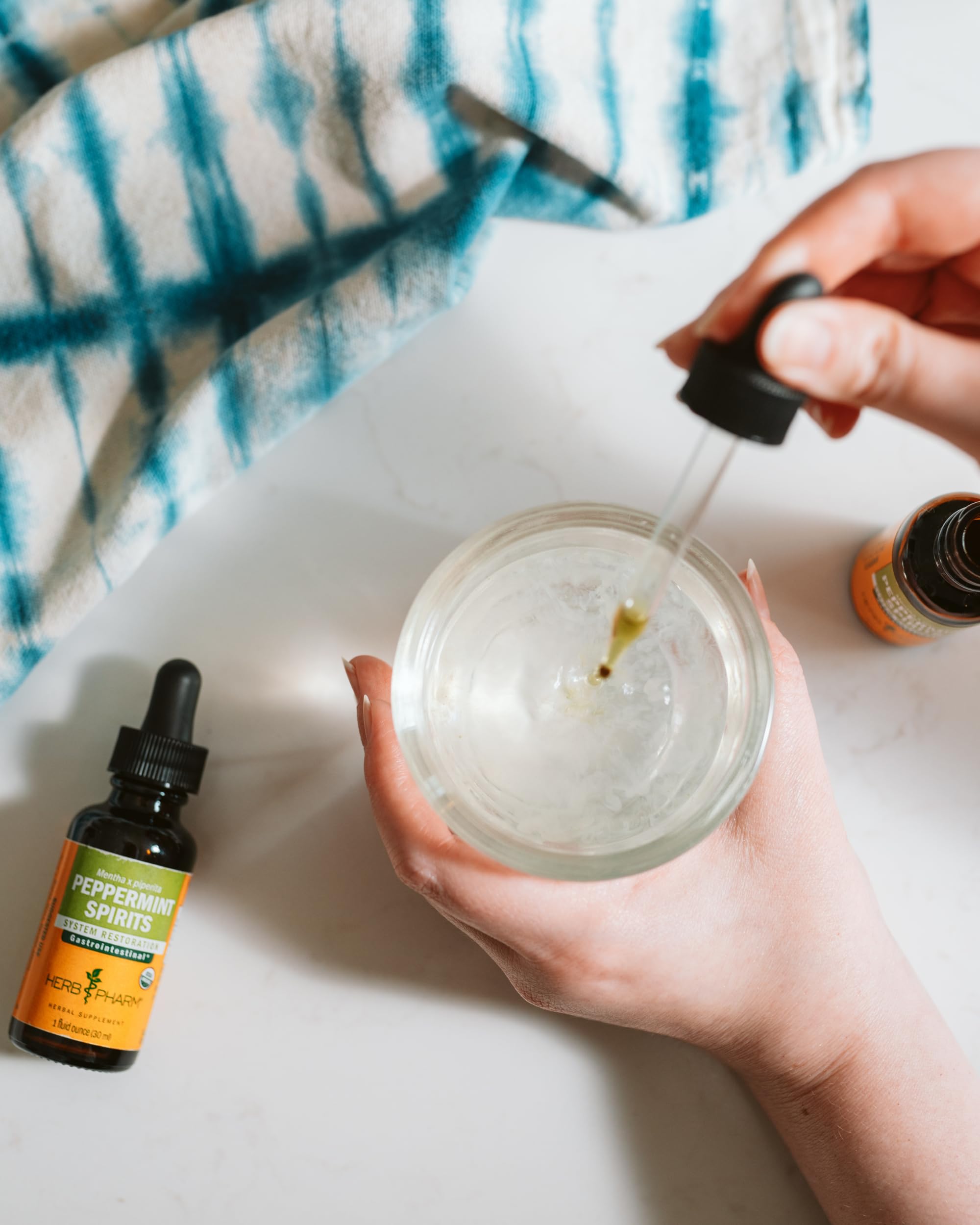 Herb Pharm Peppermint Spirits full bottle hero emphasizes aroma and quality.