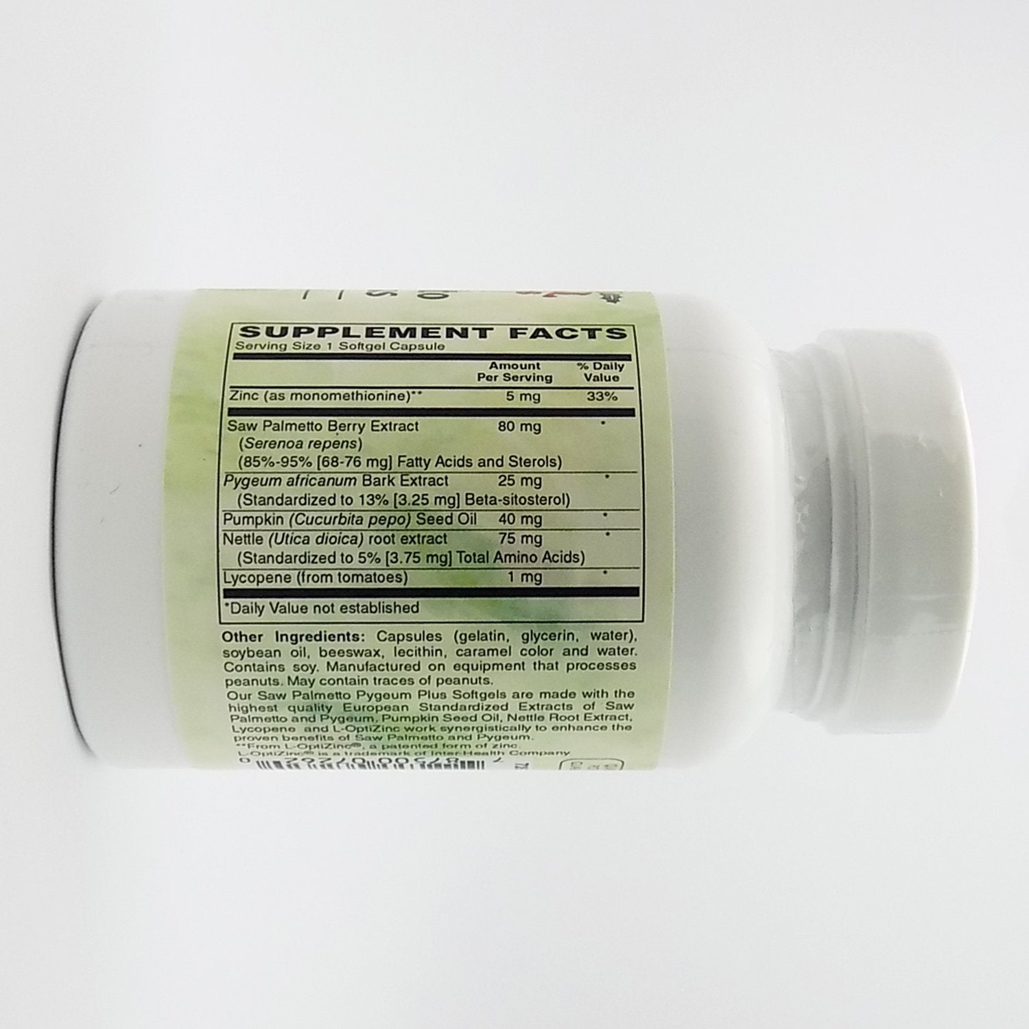 Close-up of Holly Hill label highlighting standardized extract and potency
