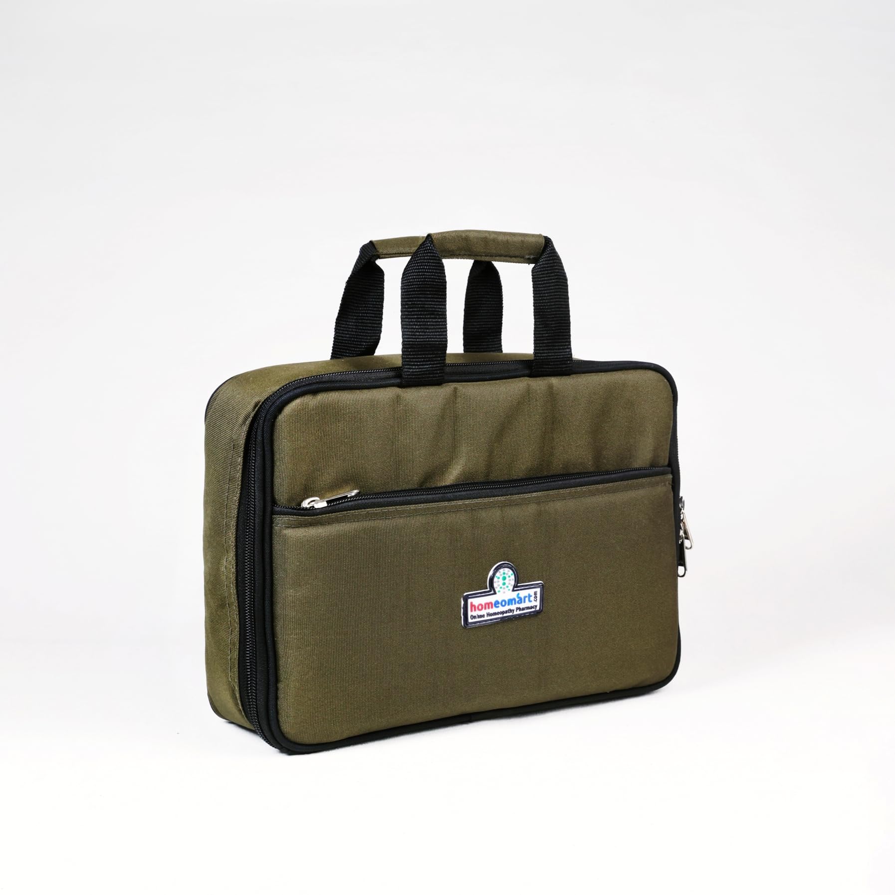 Zip-case travel-friendly design for bedside and on-the-go care.