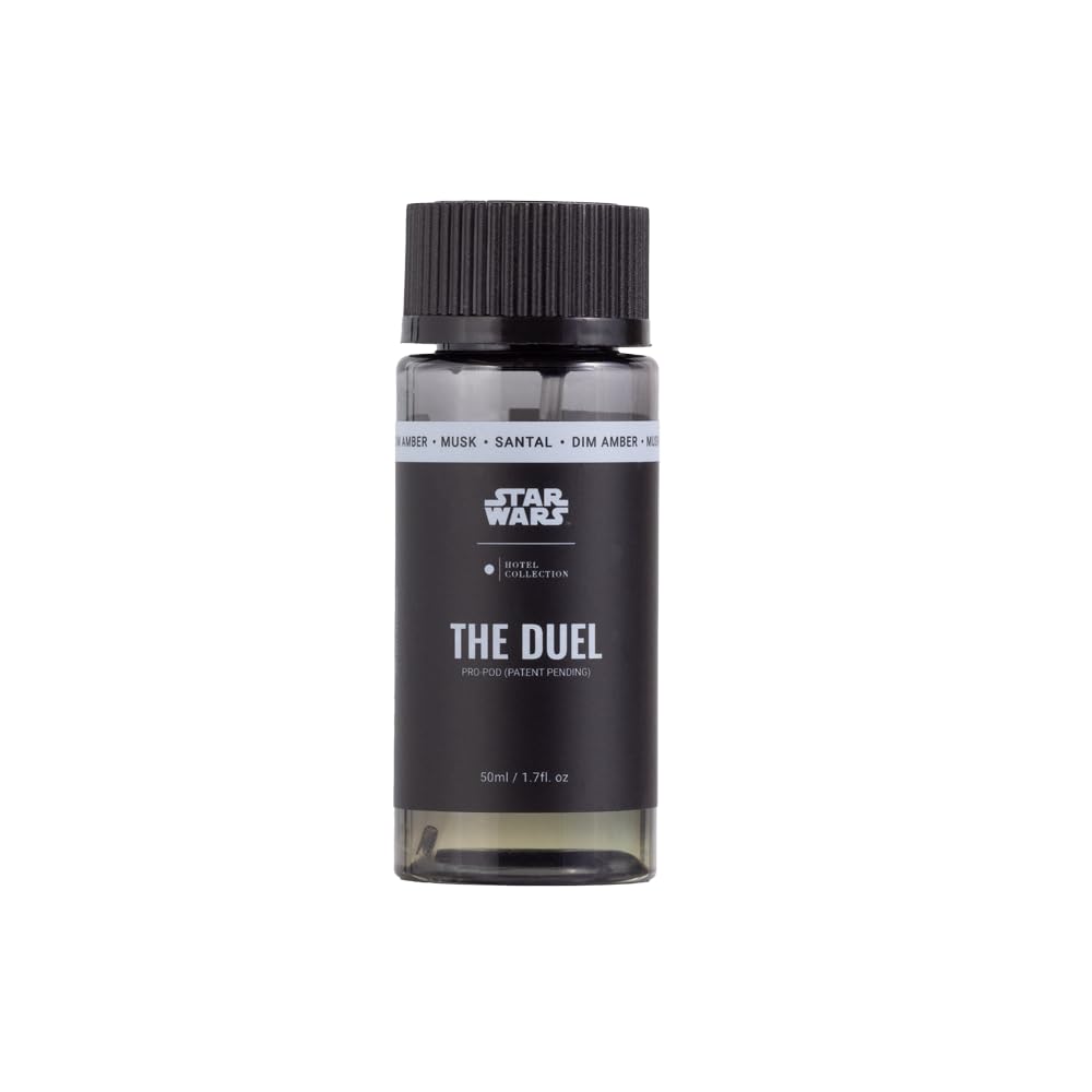 Hotel Collections The Duel Pro-Pod Oil bottle closeup with warm Santal notes for cozy spaces