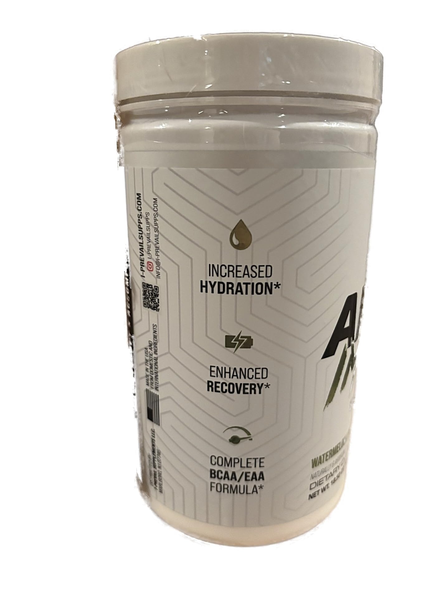 I-Prevail Amino Impact athlete in gym emphasizing endurance during training