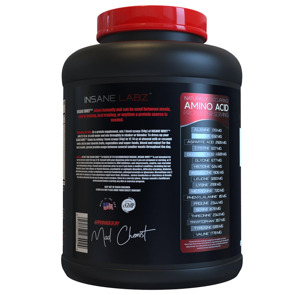 Scoop of Insane Whey blended into a shake for lean gains