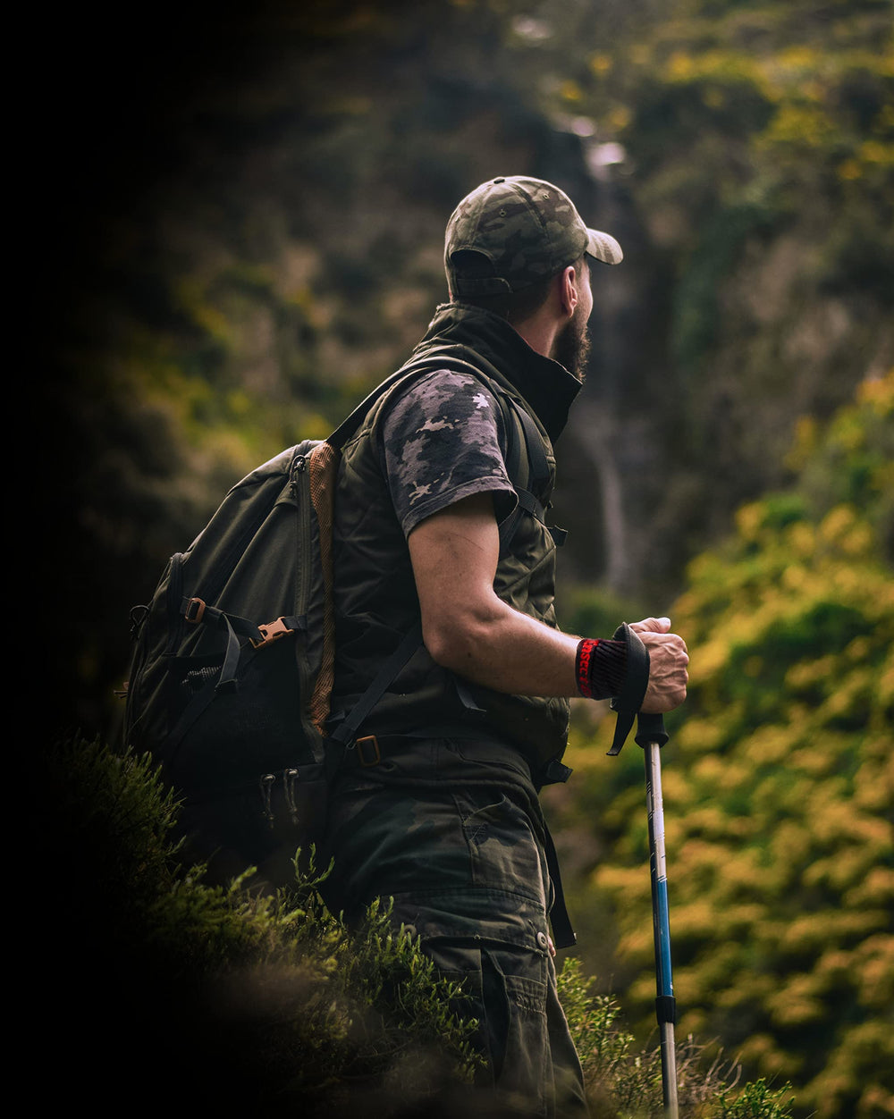 InsectGuard camouflage set compact and easy to carry.