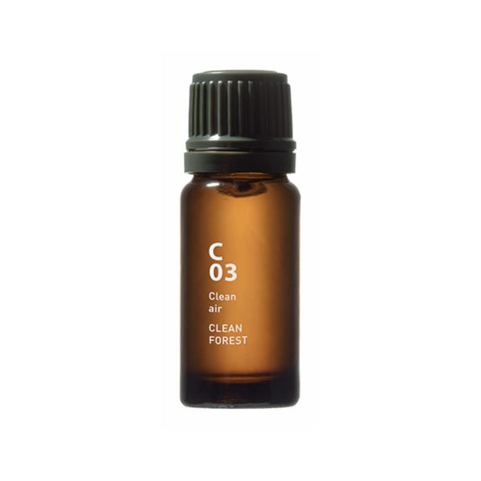 IPPINKA Clean Forest essential oil bottle pour creates a fresh, woodsy ambiance
