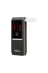 iSOBER30 display close-up: clear readings and intuitive interface for easy use.