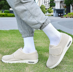 JBTNBX memory foam support cushions the heel for steady steps