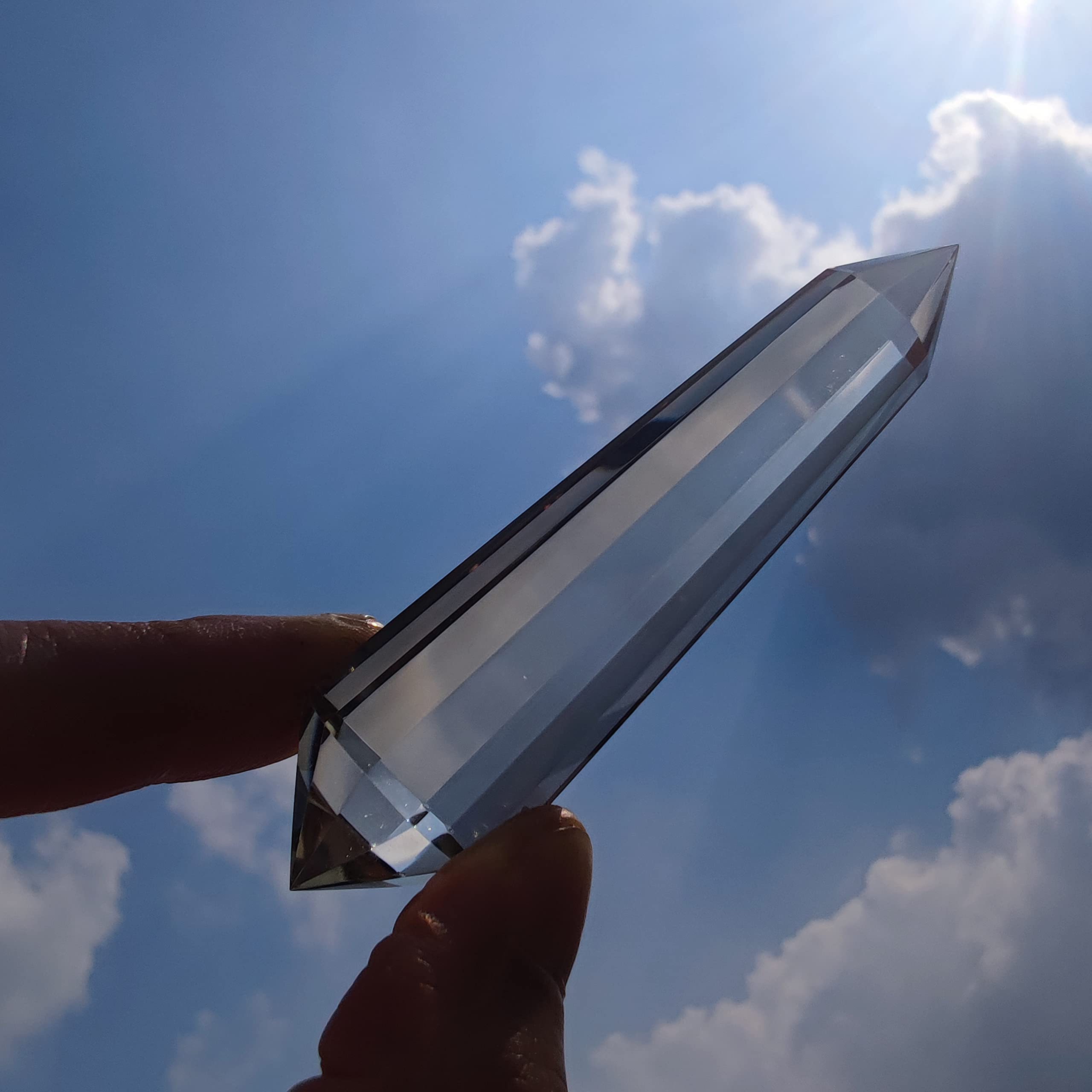 jdflying 12-sided facet wand highlights channeling Universal Life Force for meditation.