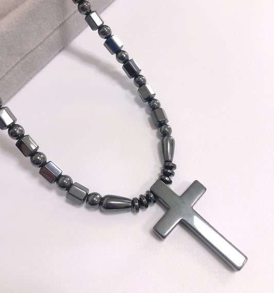 Jiajiazi hematite beads necklace with a strong magnetic clasp for secure handling