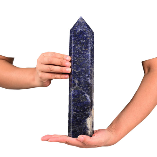JIC Gem blue sodalite wand apex highlights for focused meditation and deep thought.