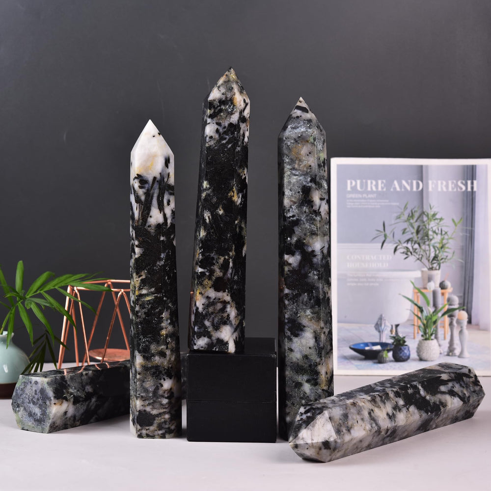 JIC Gem gift-ready crystal wand for beginners and collectors.