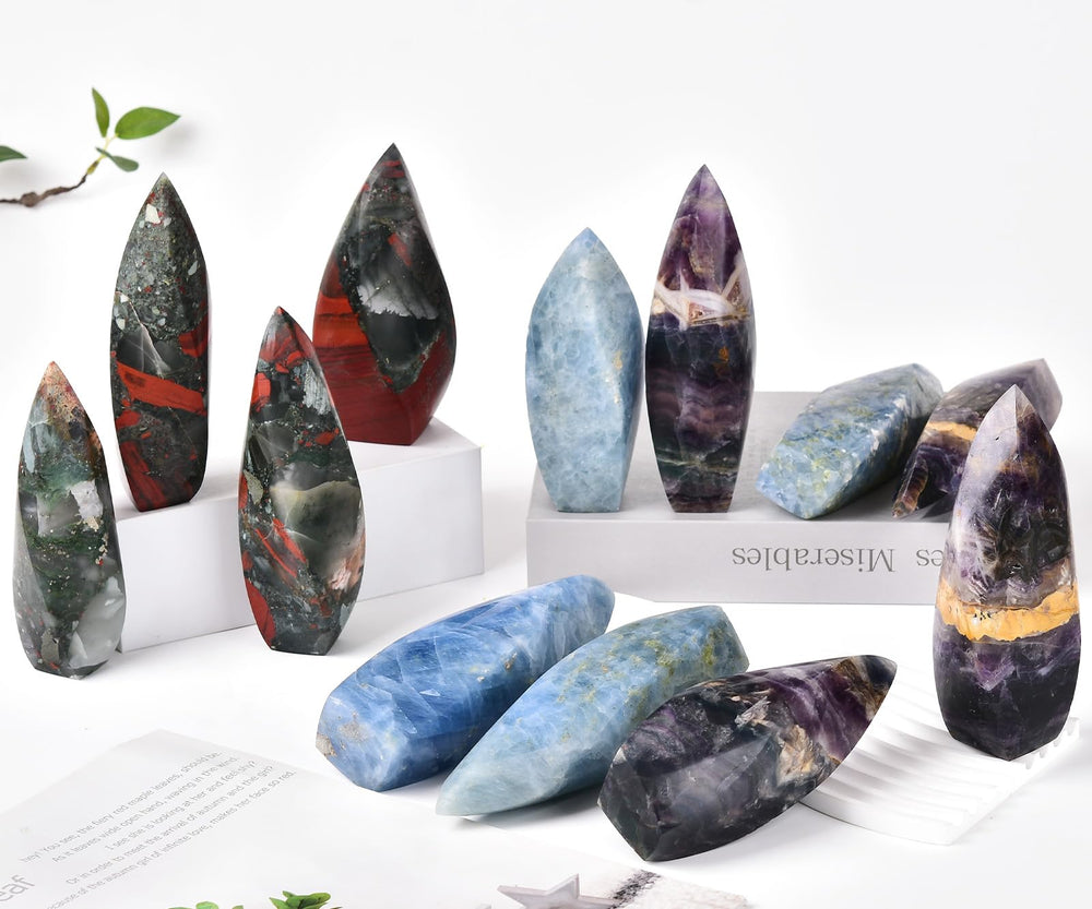JIC Gem office desk crystal tower may promote focus and calm