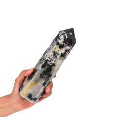 JIC Gem six-faceted crystal wand enhances Reiki practice and calm ambiance.