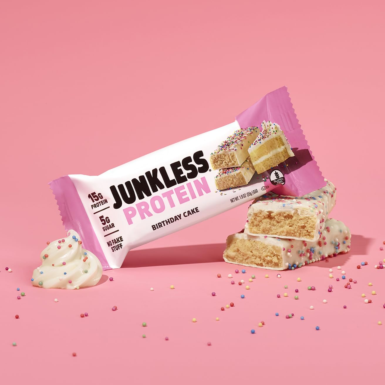 JUNKLESS Birthday Cake bar after workout for steady energy