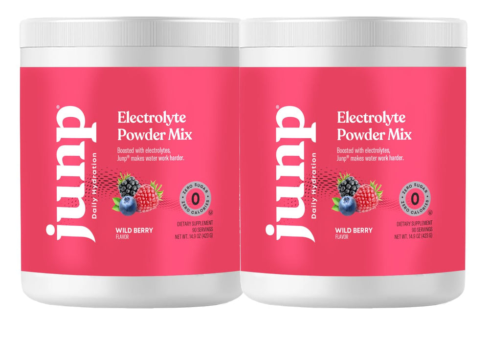 JUNP Electrolytes Powder Wild Berry pour boosts hydration with a bold berry flavor.