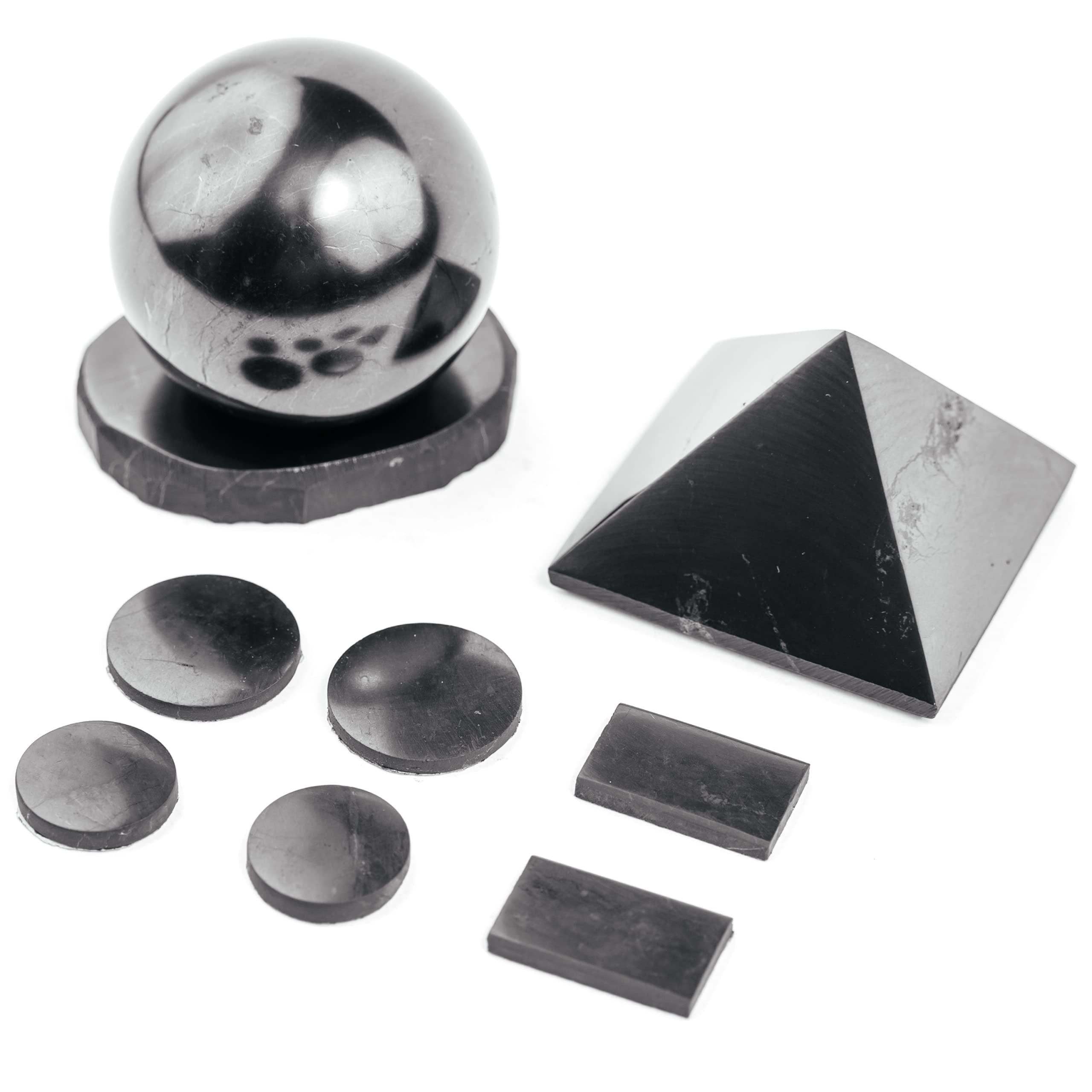KARELIANMASTERS Shungite pyramid 4cm aids focus during meditation