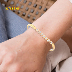 KYOSI bracelet zirconia detail adds a refined sparkle to any outfit.