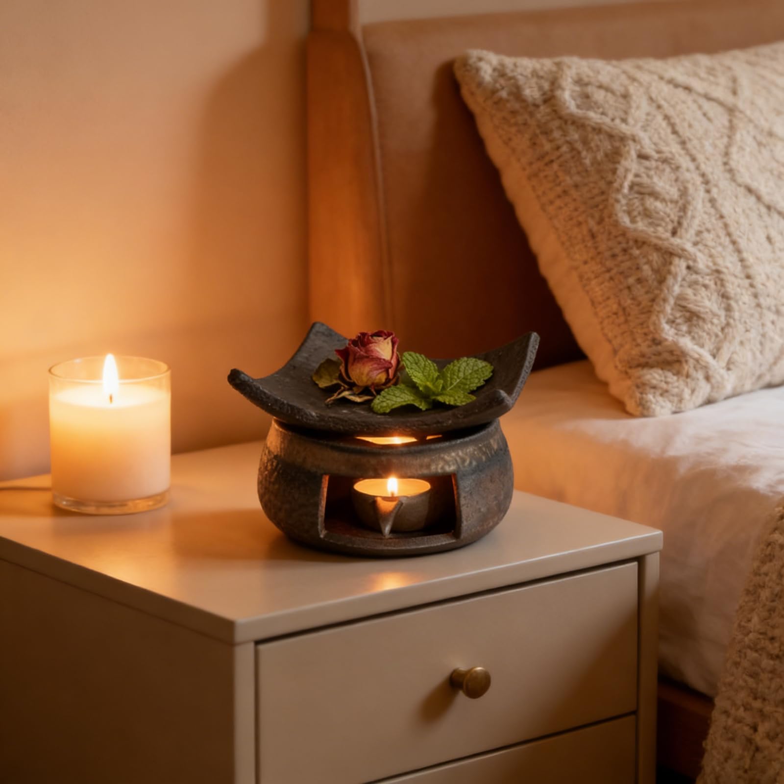 LDGSUPH ceramic burner paired with natural thuja wood coaster for elegant placement