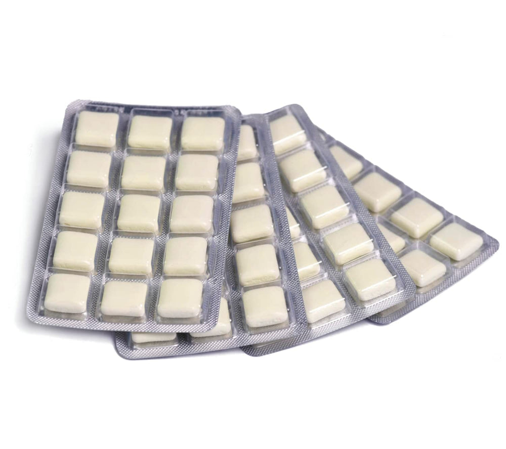 Leader Nicotine Gum Ice Mint in-use pack for discreet consumption